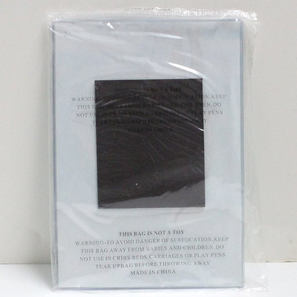 10 Clear Plastic or Acrylic Picture Holders With Magnets On Back - Picture 3 of 9